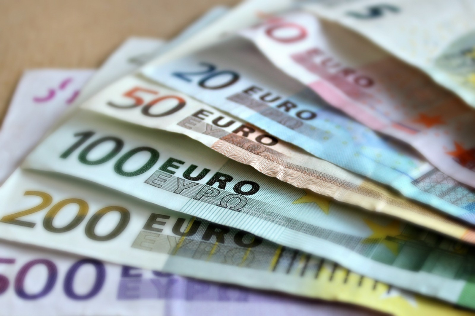 Levando dinheiro para Europa